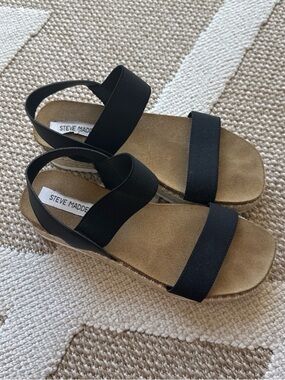 Steve Madden Women’s Black Elastic Strap Sandals